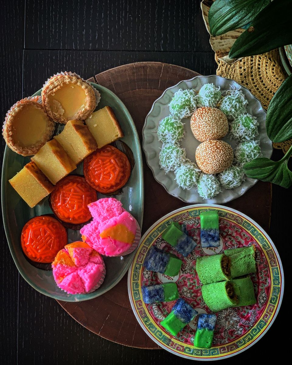 A market stall with fresh snacks